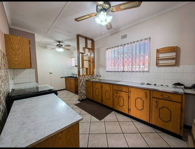 4 BEDROOM HOUSE TO LET IN SASOLBURG EXT 23